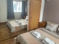 Cute Cottage Central Bathgate