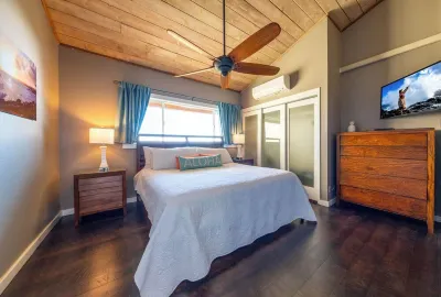 Beautiful Breath-Taking Ocean Views w/ AC, Upscale Furnishing, & Art.