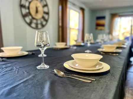 Lakefront Luxury Retreat w/ Hot Tub, Sauna, Jacuzzi, Kayaks & Fishing