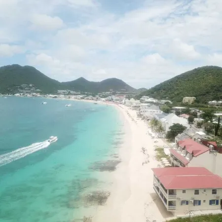 Novels Villa is Family friendly home with the Caribbean Sea as your backyard