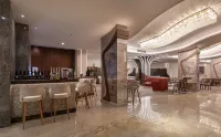 Crowne Plaza Alexandria Mirage By IHG - bar