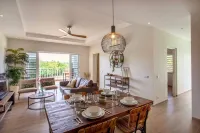 CasaCuatroRositas | Luxury 2BR Penthouse+Pool next to Blue Bay Golf & Beach resort Các khách sạn ở Sint Michiel