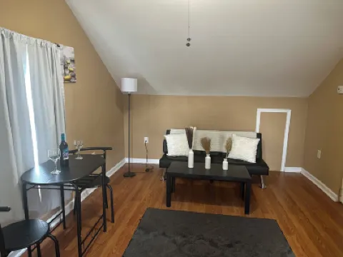 Cozy loft above ink shop Hotels in 