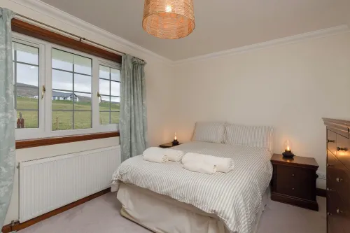 Beach holiday home 5 minutes' walk to Luskentyre Beach