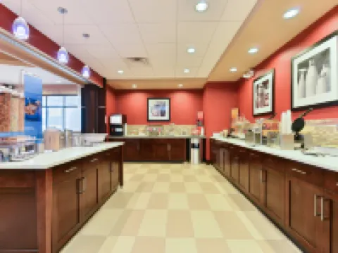 Hampton Inn Corning Hotels in Gang Mills