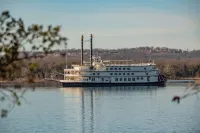 Offseason Discount! Free SDC Shuttle - King & Queen Cozy 2 Bedroom