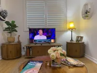 Private Central Guesthouse Hotels in Dudley Park