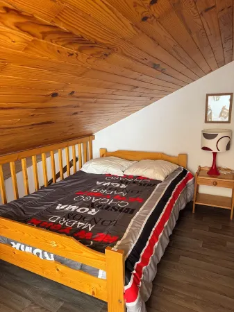 Apartment Maison Tresallet n°4 in the heart of a traditional Savoyard village Отели в г. Белантр