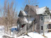 Jay Peak 2BR/2BA Ski-in/Ski-Out V341 Hotels in Jay