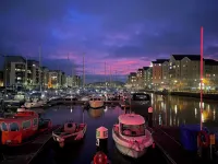 Stylish Marina Apartment with Stunning Views Hotels in Portishead