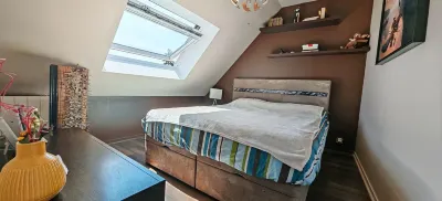 Super large old beam apartment with double living room Hotels near Parc de l'abbaye des Vaux de Cernay