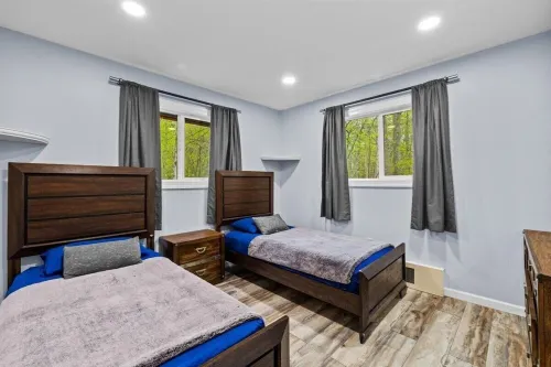 Big Bass Lake Getaway – 3BR/3BA Private Home with Deck & Fire Pit Các khách sạn ở Xã Covington