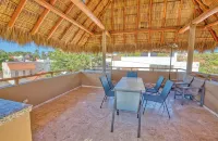 4BR & Palapa Casa de Piedra with Private Pool in San Francisco with WiFi, AC
