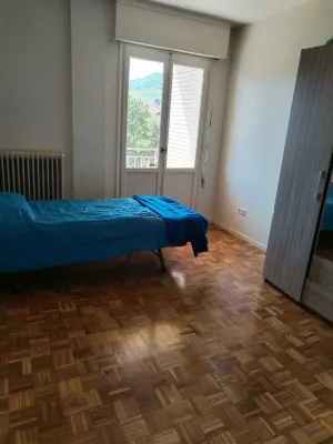 San Fermin apartment for rent Hotels in 