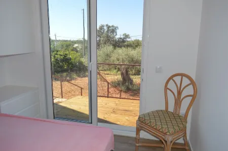 Casa Modular T2 Отели в г. Quelfes