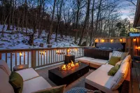 Massanutten Escape: Pool pass, Hot Tub, Sauna, Movie Theater, Game Rm, Fire pit
