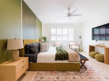 Newly built Insta Tiktok worthy No cleaning fee