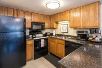 2 Bedroom Durango Retreat Near Trails & Town: Pool + Hot Tub