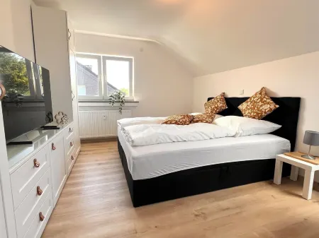 Modern and flexible living between Cologne and Düsseldorf Отели рядом с достопримечательностью «St. Maria Rosenkranzkonigin»