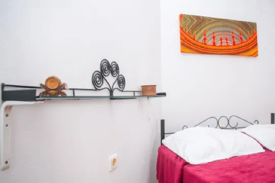 Cozy house, quiet with great light, beautiful view of Mount Cara