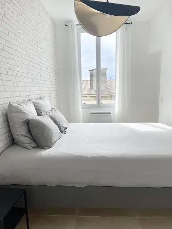 Gabriel apartment Отели рядом с достопримечательностью «National Navy Museum of Toulon»