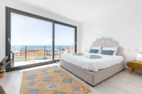 Dino Villa, with ocean view