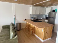 Tranquil 1-bedroom condo on a sandy beach in Hauula Hotels in Punaluu