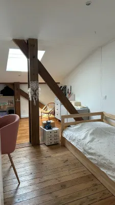 Beautiful Bordeaux shop with swimming pool Hotels in Le Bouscat