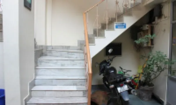 Private Room Near Laxman Jhula