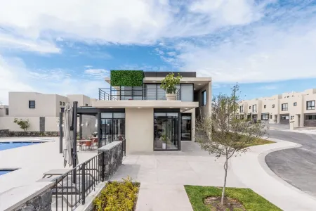 ¡hermosa Casa Completamente Equipada! Con Acceso a Alberca Climatizada