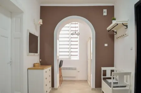 The Silence & The City in Top Center