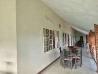 Albert Grand Palace - Masindi - Family Room Hotels in Buruuli