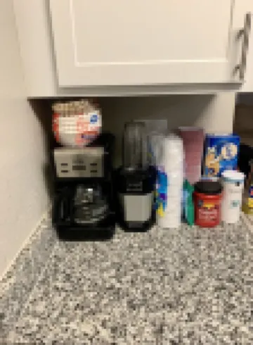 Lovely Spacious 2 Bedroom Apartment With 65inch TV’S in each room!