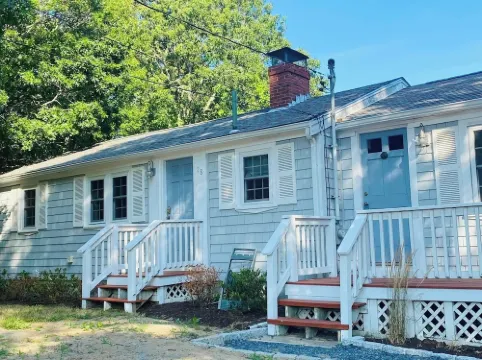 Charming Waterfront Cape Cottage with Private Beach and Beautiful Water Views
