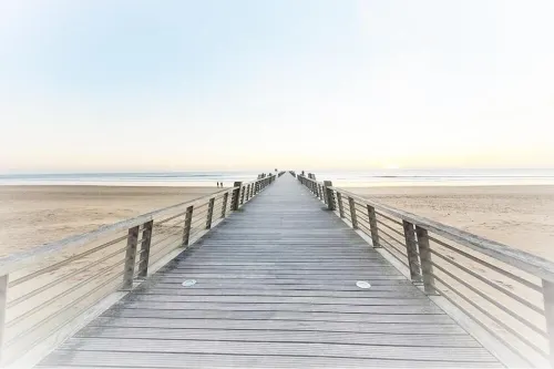 Immeuble Face Océan, vu sur la Montagne Studio Meublé au 5eme