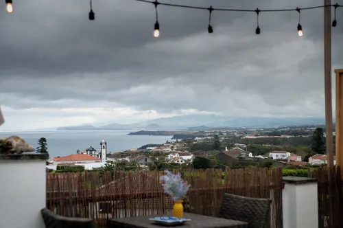 Casa da Fonte de Cima: O refúgio perfeito em São Miguel! Hotels in Capelas