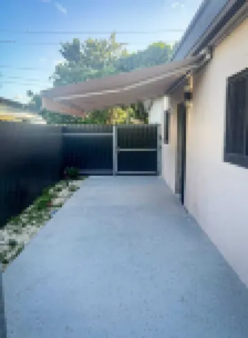 Chic 1-bedroom apartment with WiFi, AC in vibrant Miami Hotels in Miami Gardens