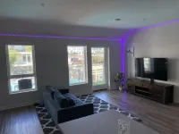 Lovely Unit in the City great for Vacation - Located in Hollywood