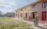 Gite in the countryside between the Lac du Der, lakes and forests of the Orient