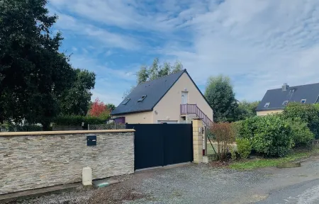 Magnificent low T3 house near beaches and golf course Отели рядом с достопримечательностью «Dinard Golf»