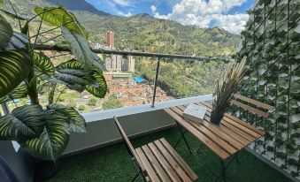 2506 - Vista a la montaña Piscina y Gym