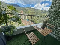 2506 - Vista a la montaña Piscina y Gym