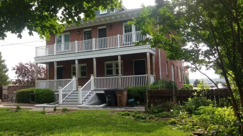 Serenity South -- Gardens, River-Views, and Refreshing Space