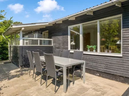 "France" - 5km from the sea Отели в г. Bindslev