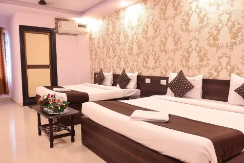 HOTEL GOLDEN TREE - 2-Star