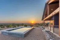 Johnson City Limits Panoramic Hill Country Views!