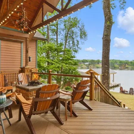 Hot Springs Lakeside Bar, Fire Pit, 3 King Beds, 3.5 Baths, Bunk Room