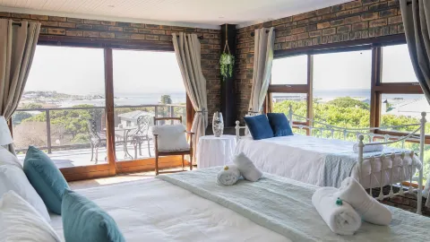 White Shark Guest House in Gansbaai