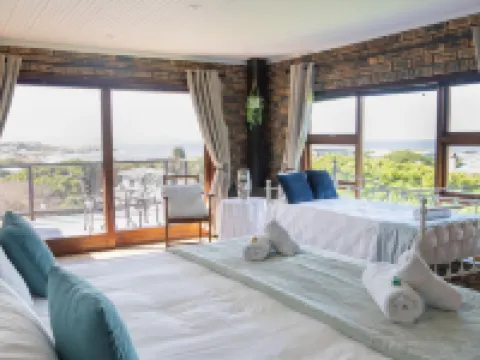 White Shark Guest House Hotels in Gansbaai