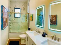 Modern Tranquil River Home w/Hot Tub